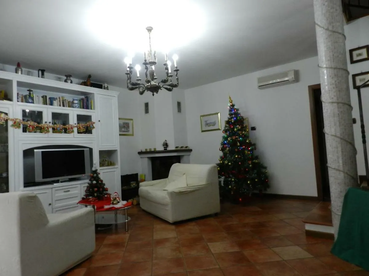 B&B Venezia Le Tre Rose Mestre 5*,  Italy